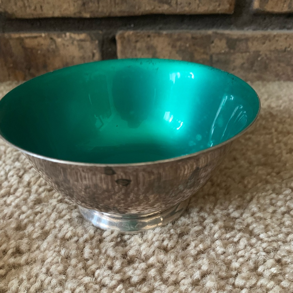 Vintage Reed and Barton silver plated bowl